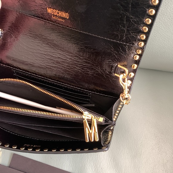 Moschino NWT Logo Leather Wallet on a Chain - Picture 10 of 14
